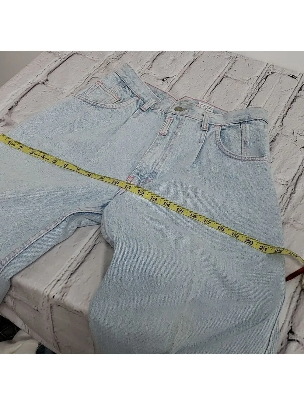 Vintage 80s Collector's No Excuses Peg Legged Jeans 24